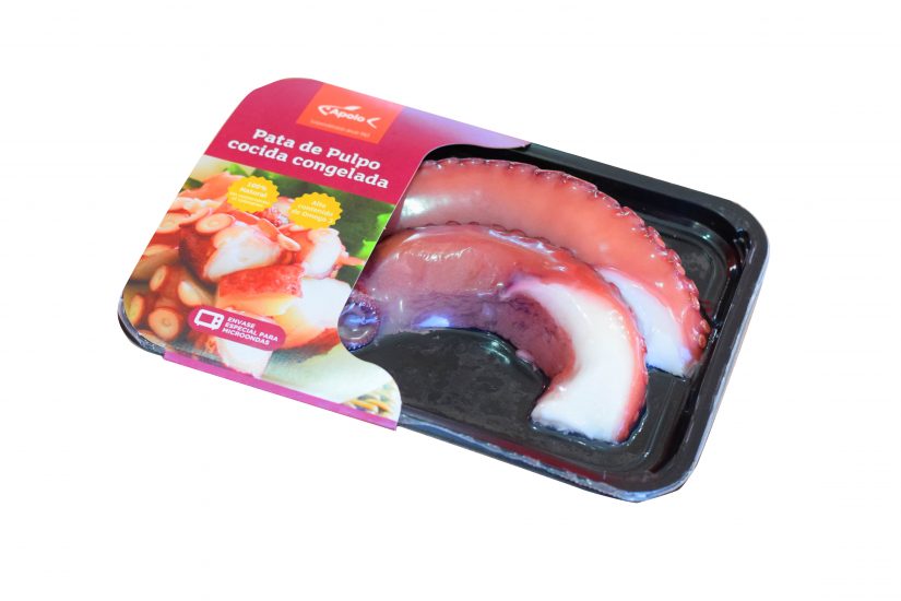 pulpo cocido en bandeja 2 patas